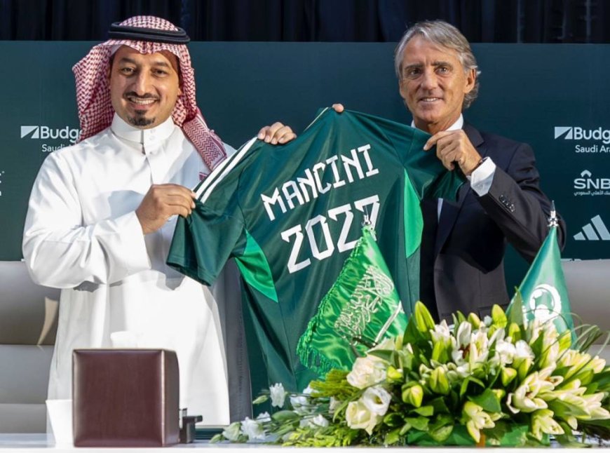 السعودية - عيون مانشيني تراقب الكلاسيكو قبل نيوكاسل